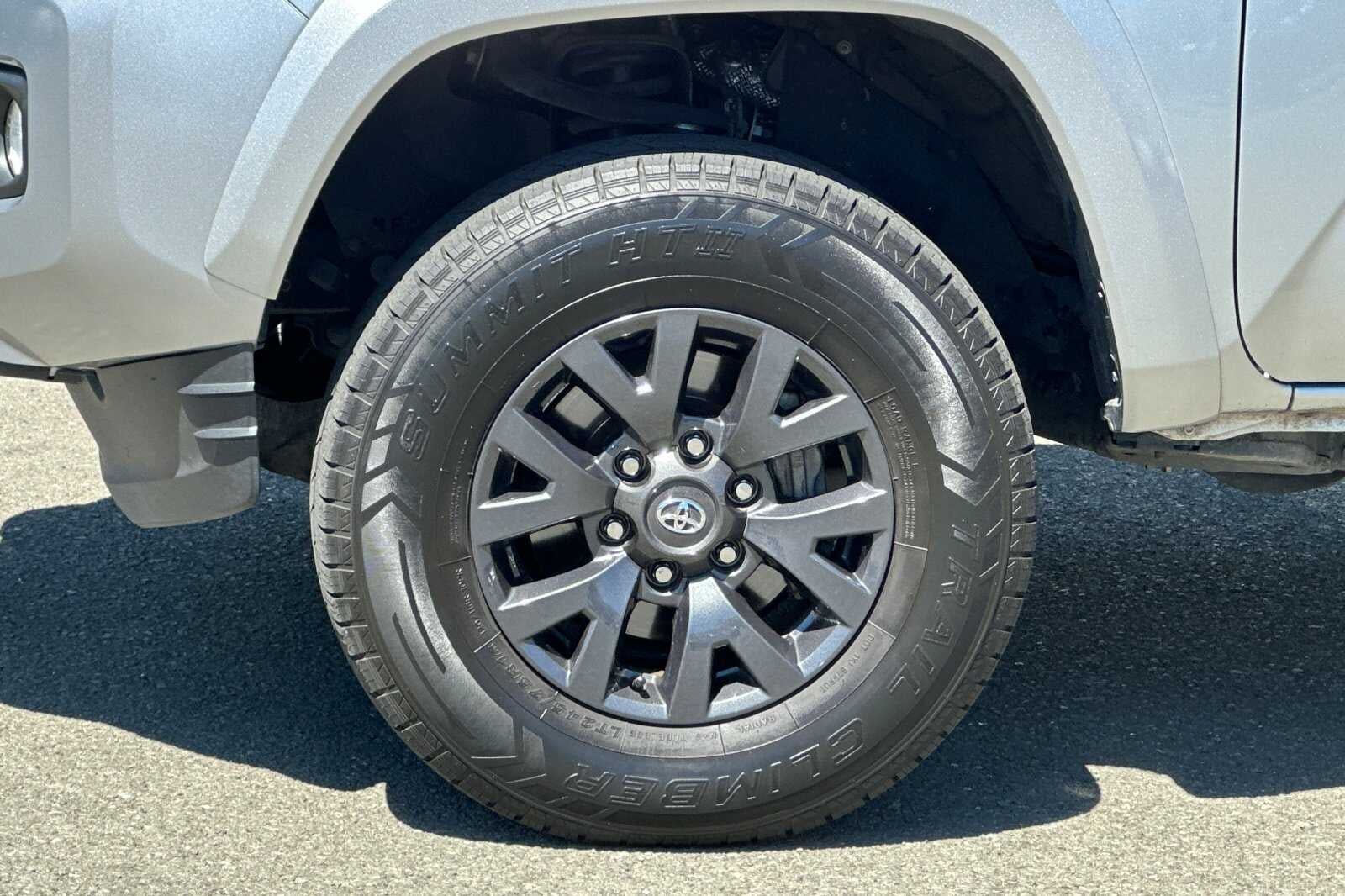 2023 Toyota Tacoma 2WD SR5 4D Double Cab