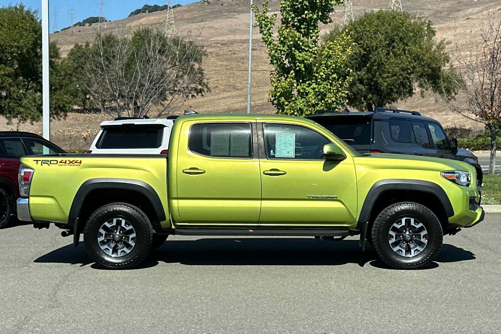 2023 Toyota Tacoma 4WD TRD Off-Road 4D Double Cab