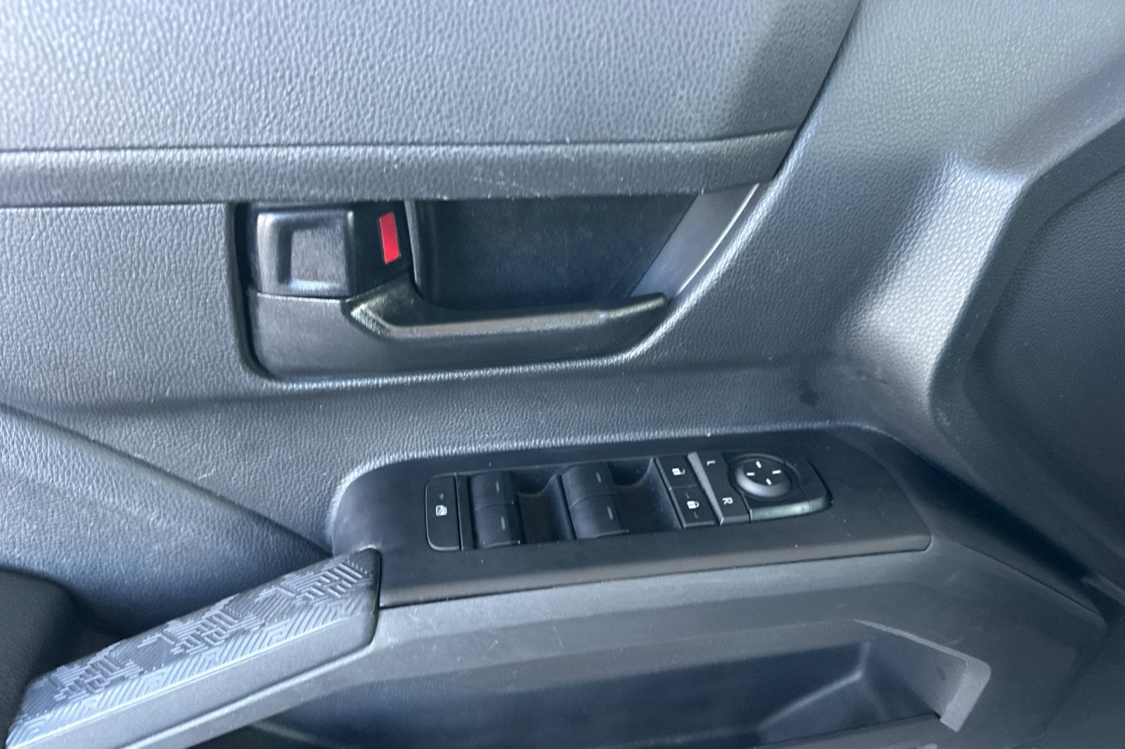 2024 Toyota Tacoma 4WD SR5 4D Double Cab