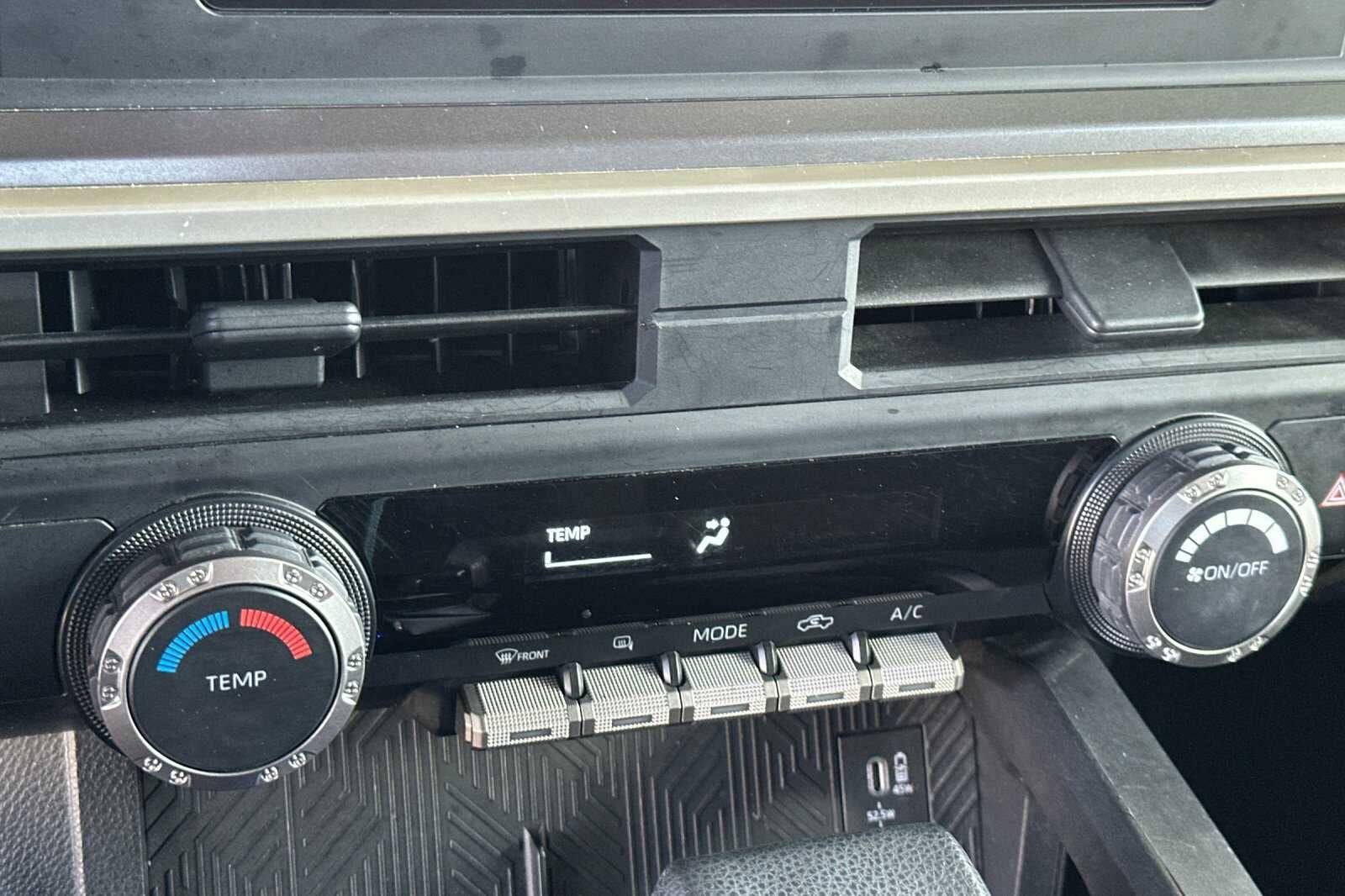 2024 Toyota Tacoma 4WD SR5 4D Double Cab