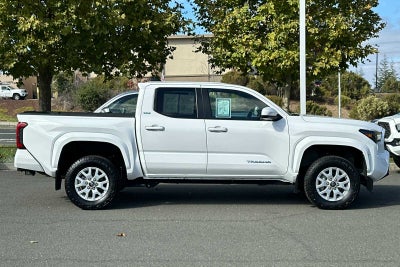 2024 Toyota Tacoma 4WD SR5 4D Double Cab