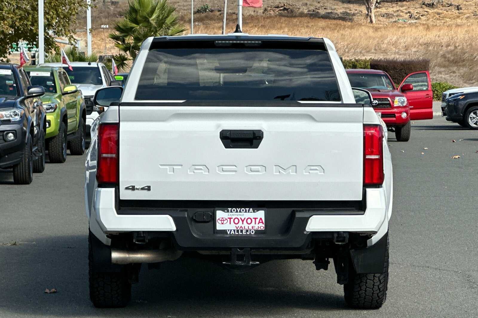 2024 Toyota Tacoma 4WD SR5 4D Double Cab
