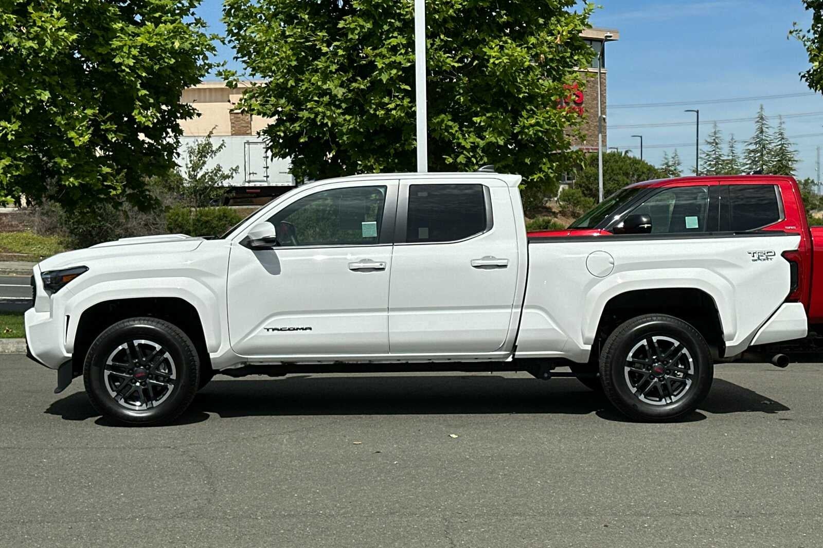2024 Toyota Tacoma 4WD TRD Sport 4D Double Cab