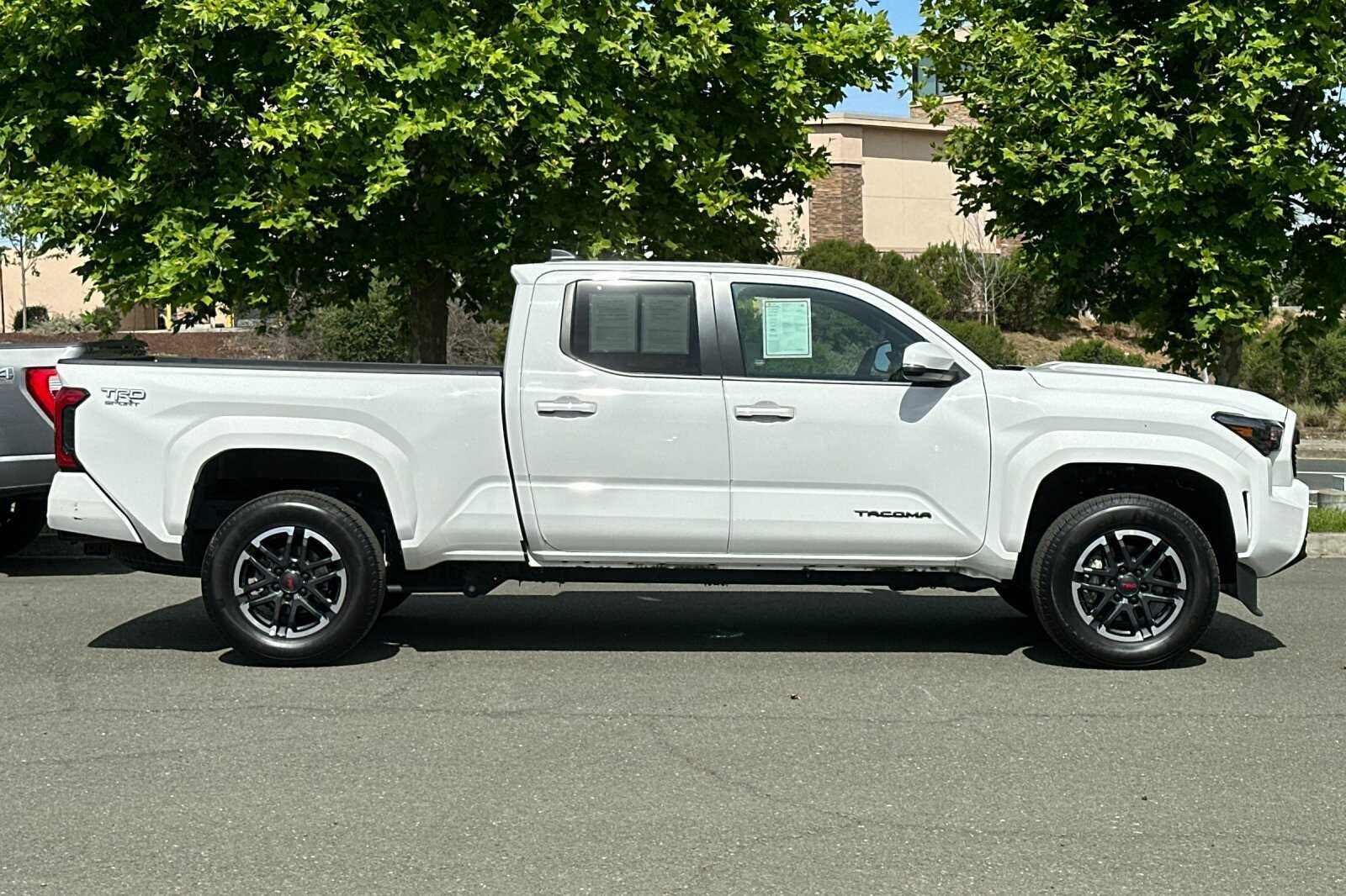 2024 Toyota Tacoma 4WD TRD Sport 4D Double Cab