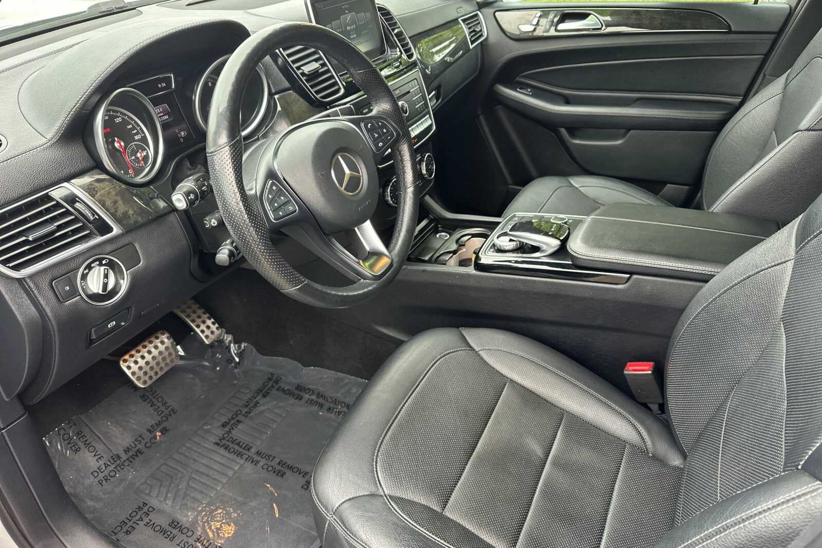 Used 2016 Mercedes-Benz GLE-Class GLE400 with VIN 4JGDA5GB9GA667412 for sale in Vallejo, CA
