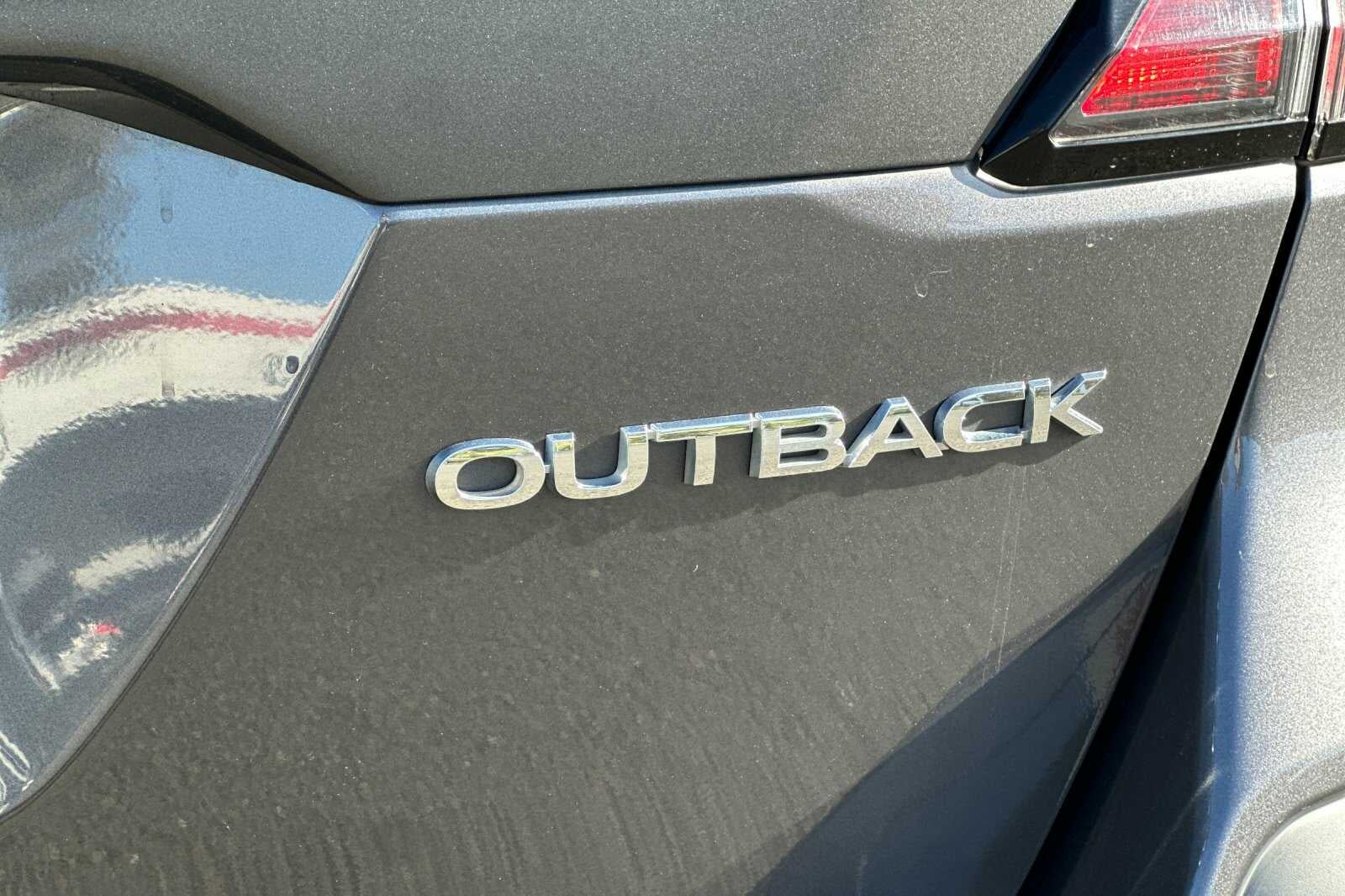 2022 Subaru Outback Premium