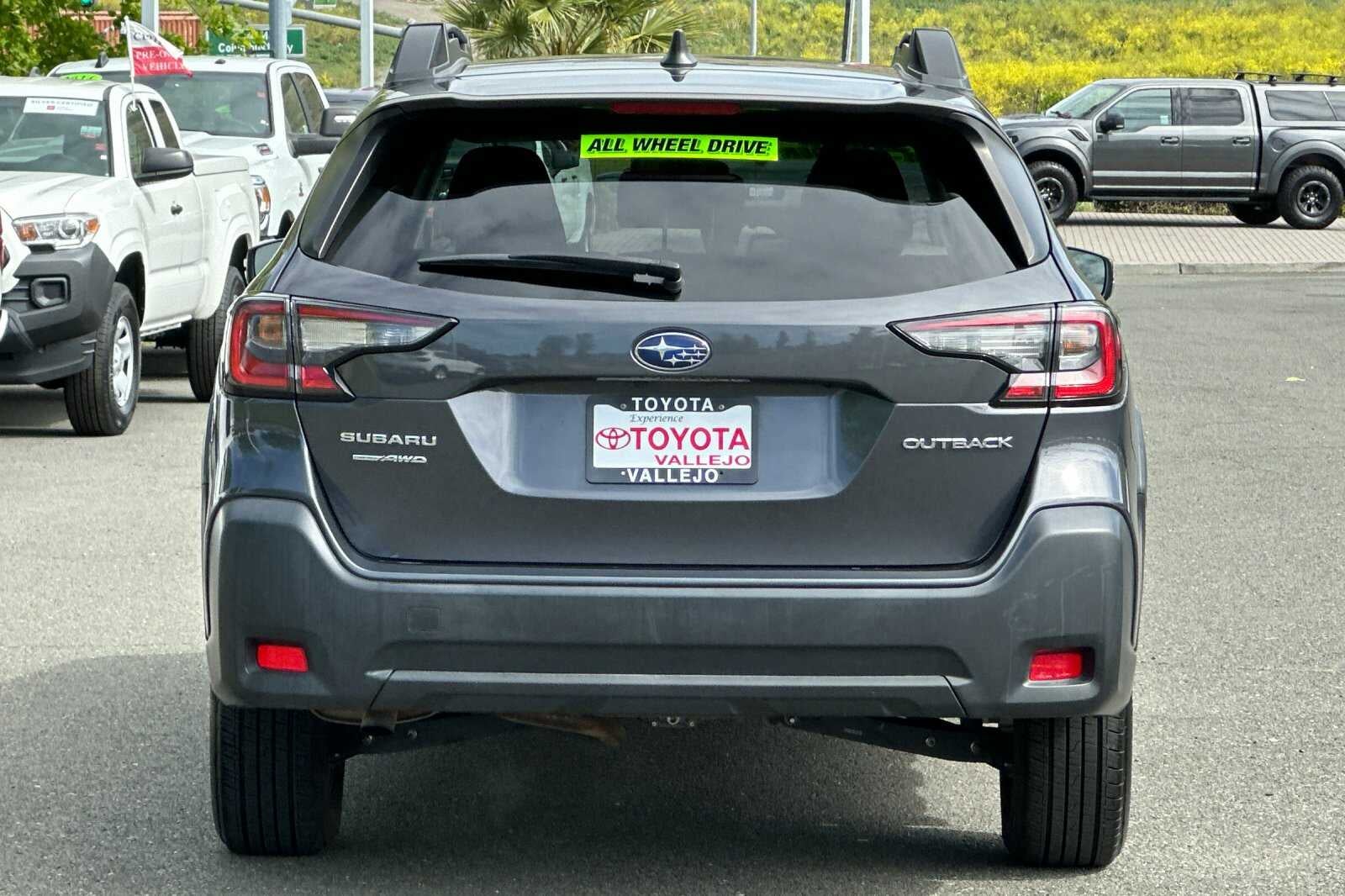 2023 Subaru Outback Premium