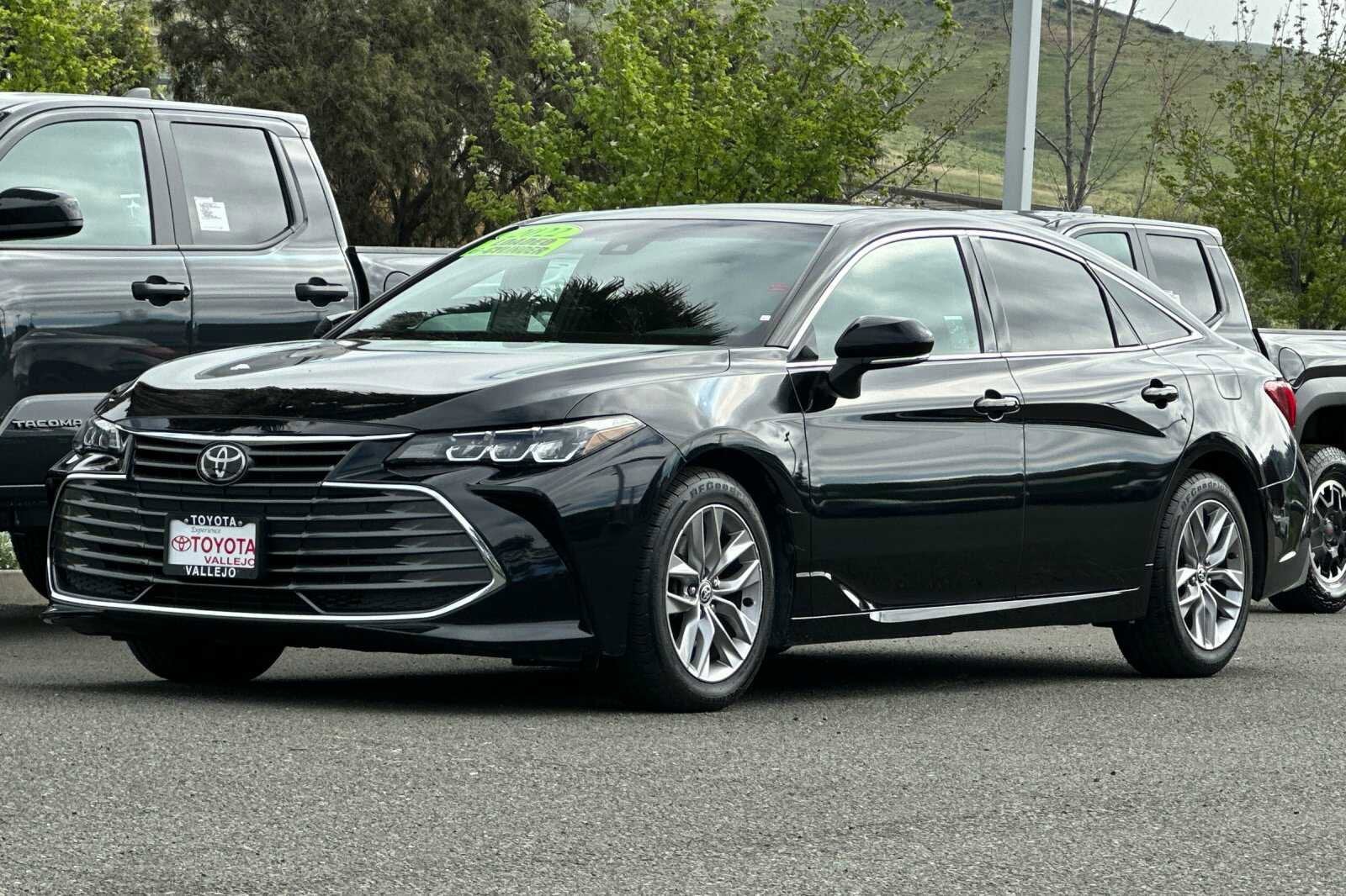 2022 Toyota Avalon XLE