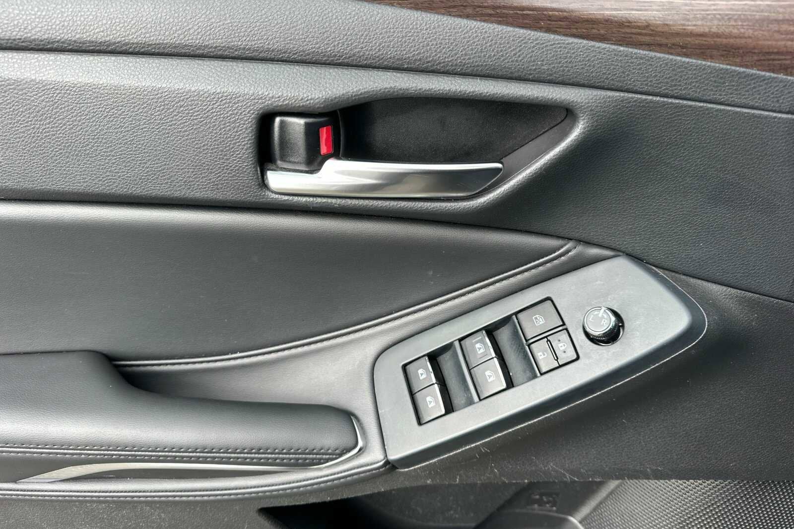 2022 Toyota Avalon XLE