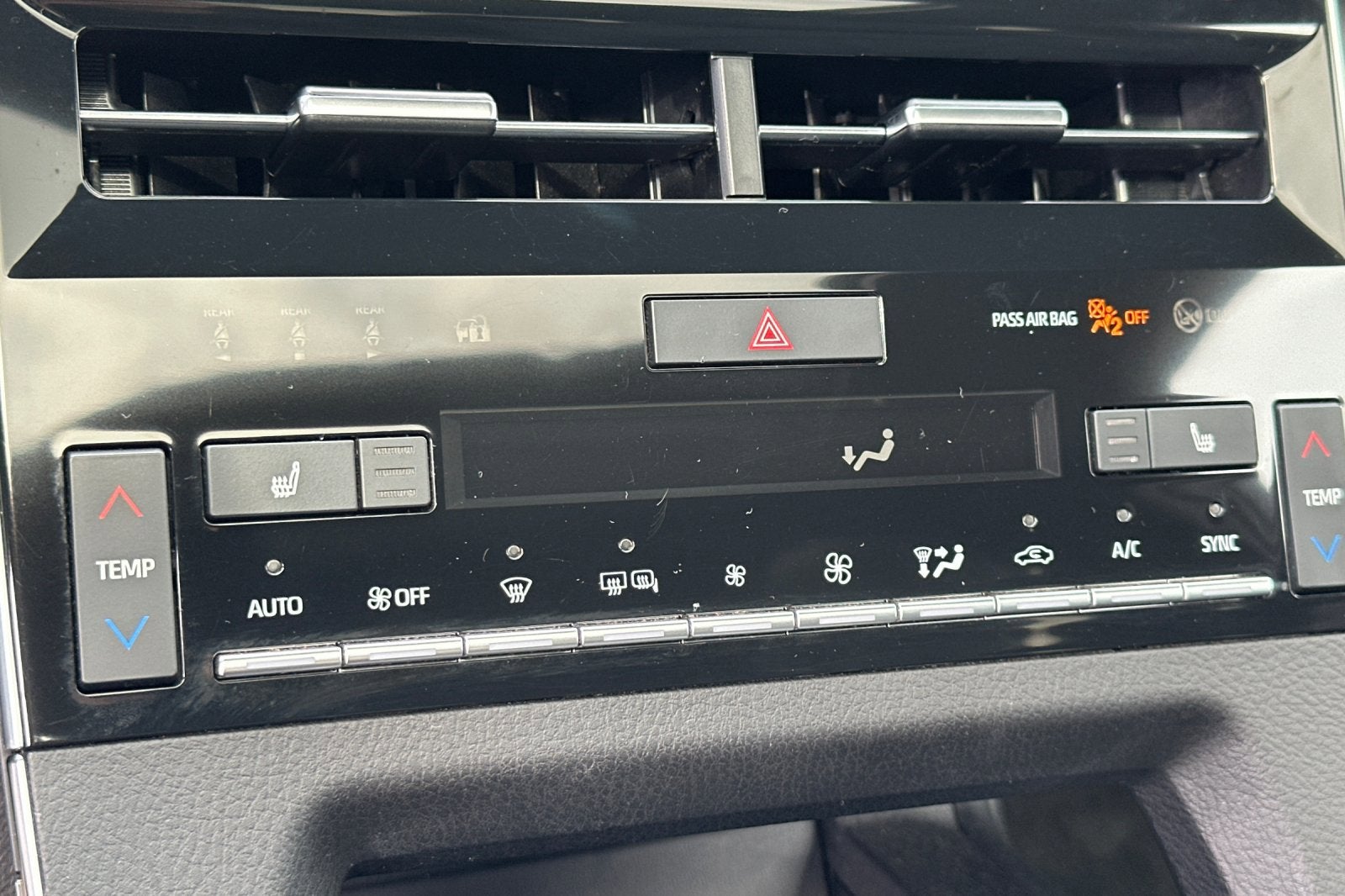 2022 Toyota Avalon XLE