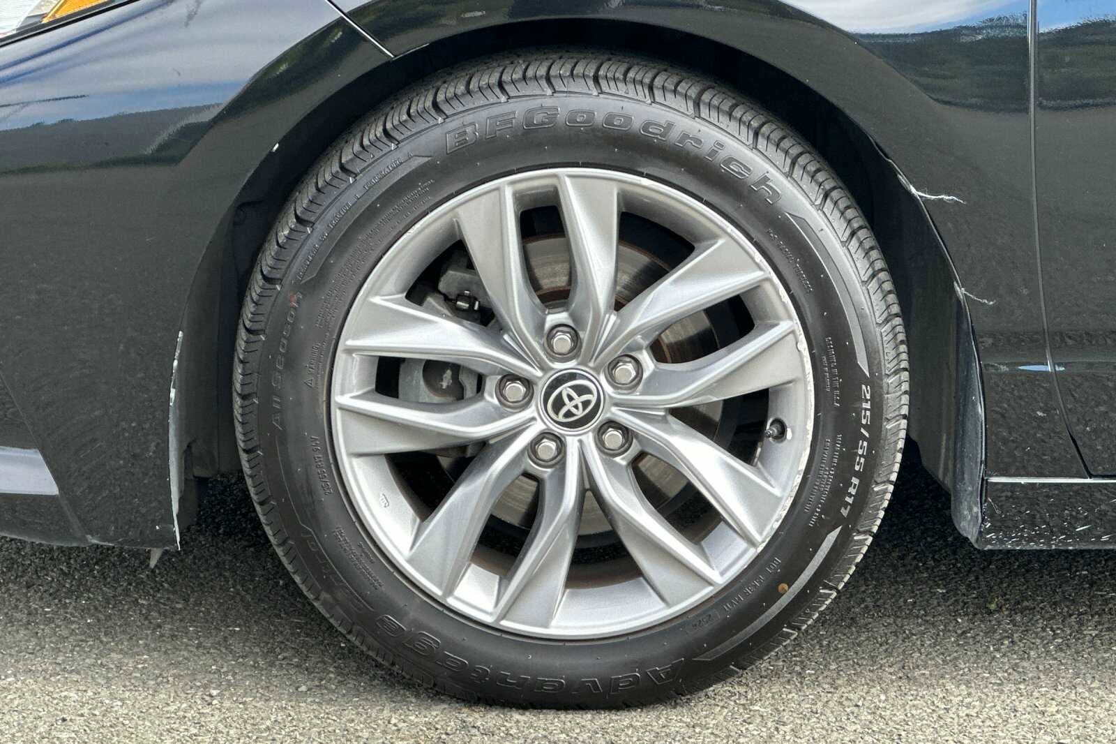 2022 Toyota Avalon XLE