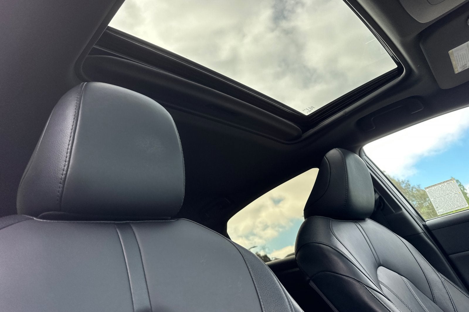 2022 Toyota Avalon XLE