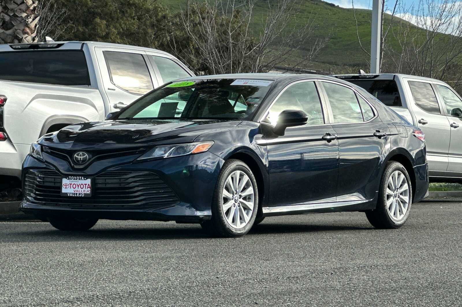 2018 Toyota Camry SE 4D Sedan