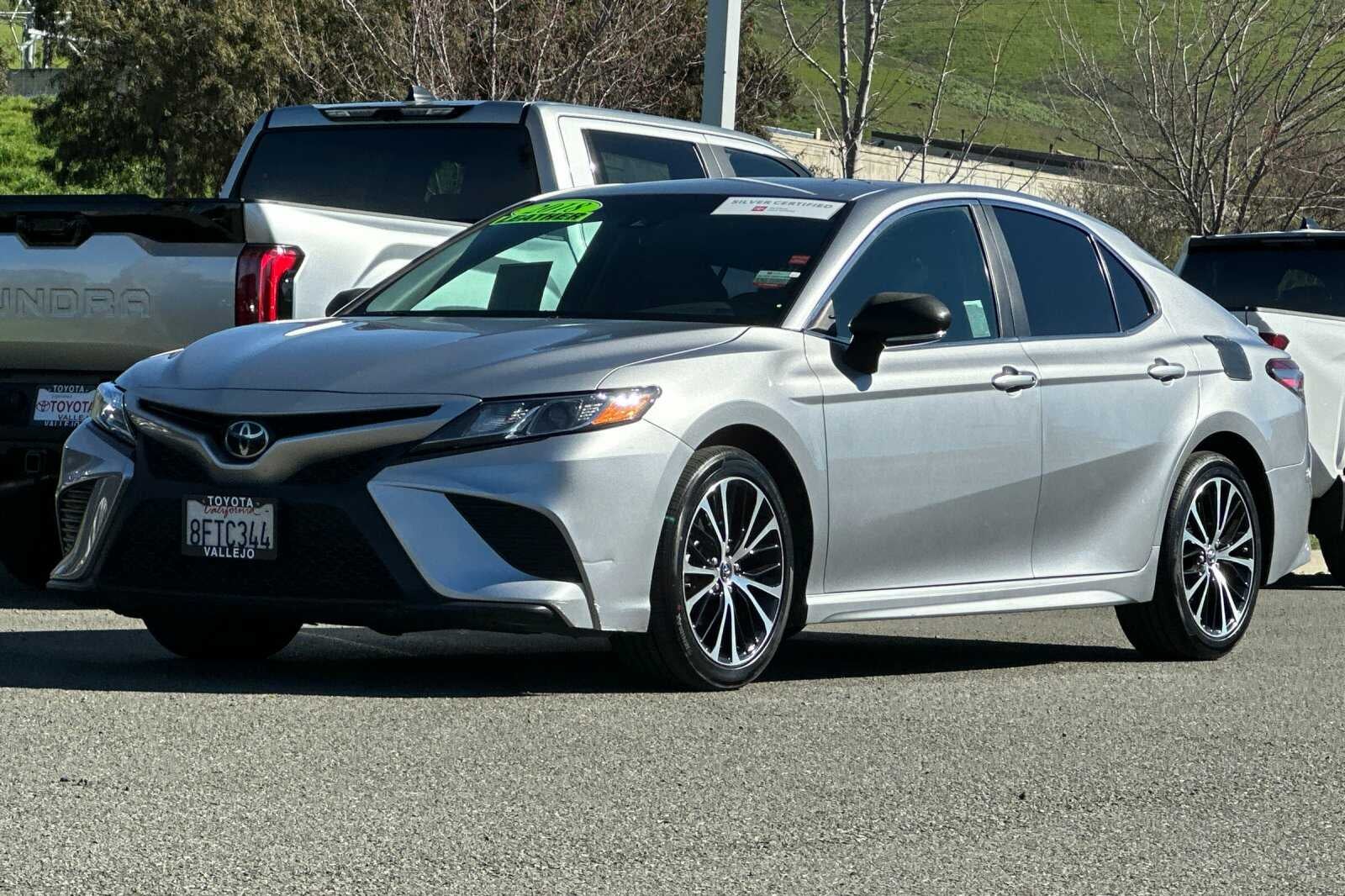 2018 Toyota Camry SE 4D Sedan
