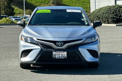 2018 Toyota Camry SE 4D Sedan