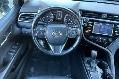 2018 Toyota Camry SE 4D Sedan