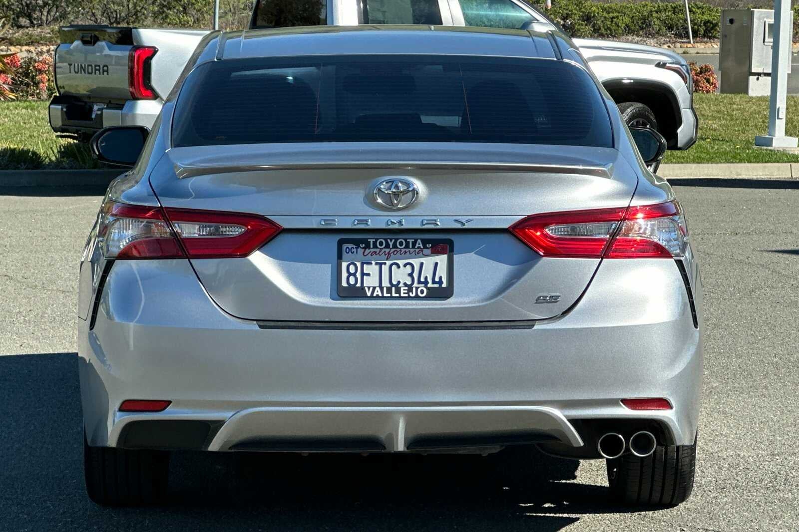 2018 Toyota Camry SE 4D Sedan