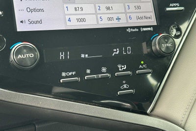 2018 Toyota Camry XLE 4D Sedan