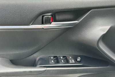 2018 Toyota Camry LE 4D Sedan