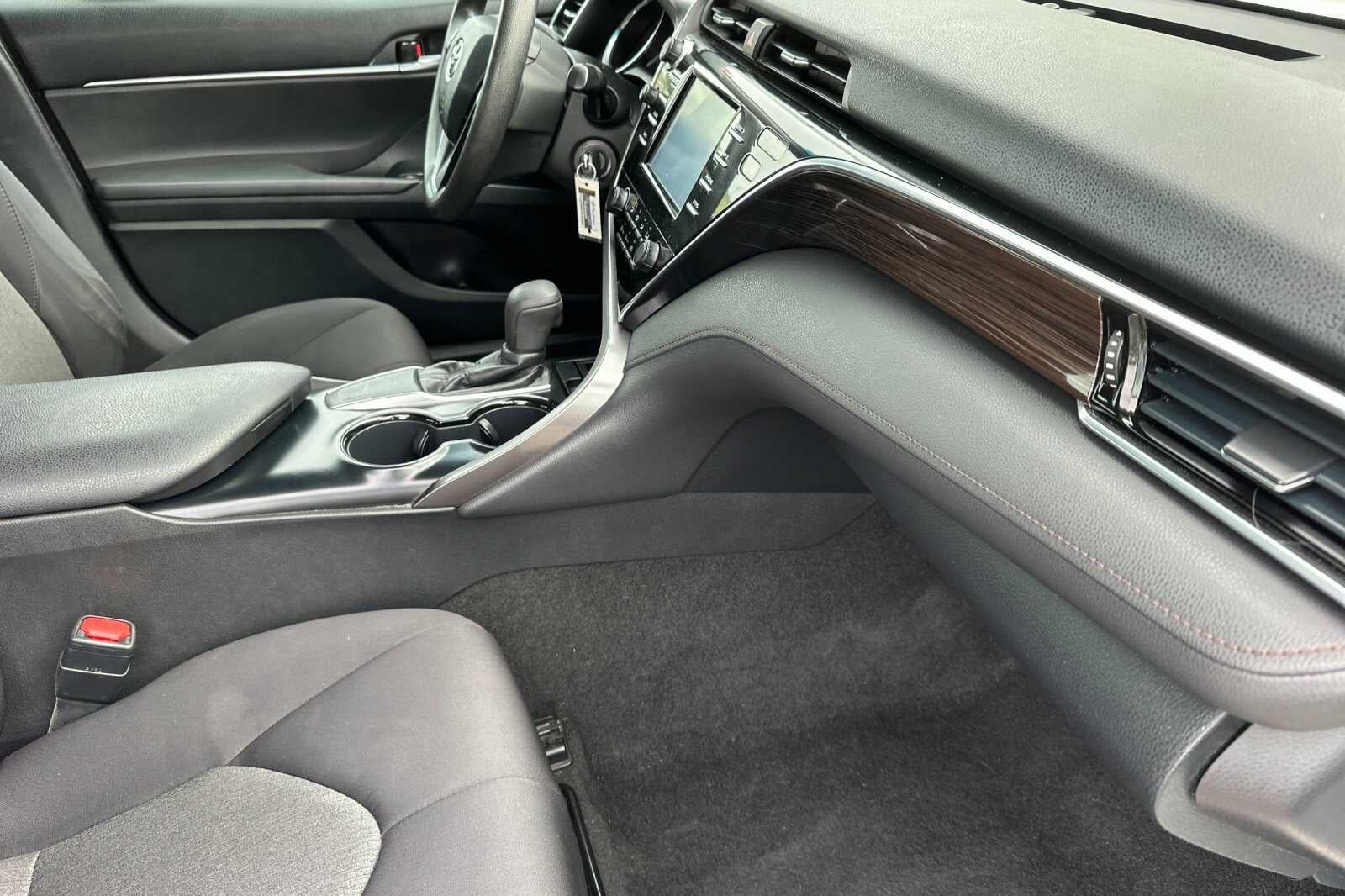 2018 Toyota Camry LE 4D Sedan