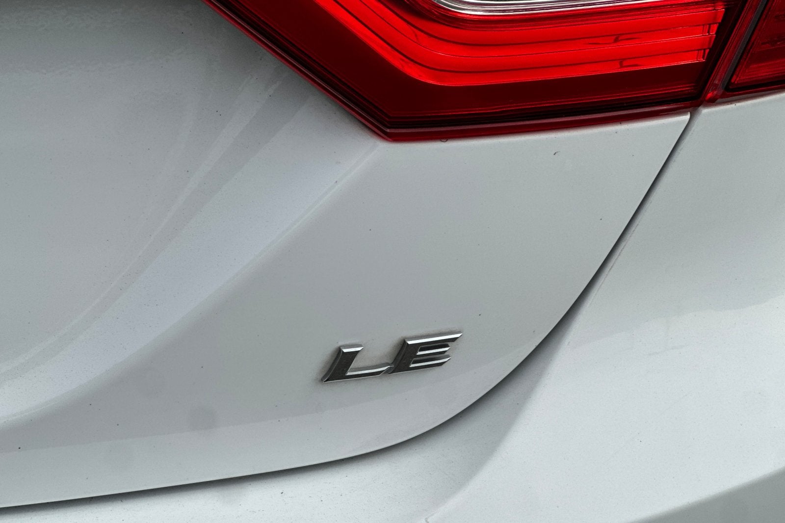 2018 Toyota Camry LE 4D Sedan
