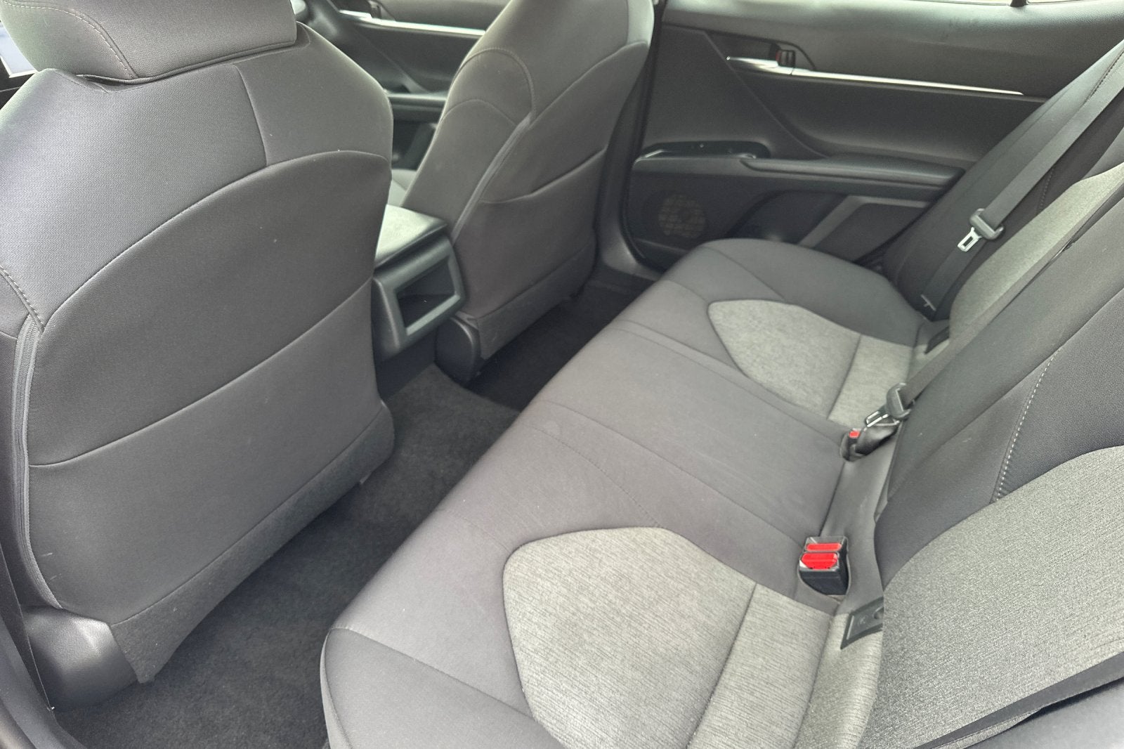 2018 Toyota Camry LE 4D Sedan