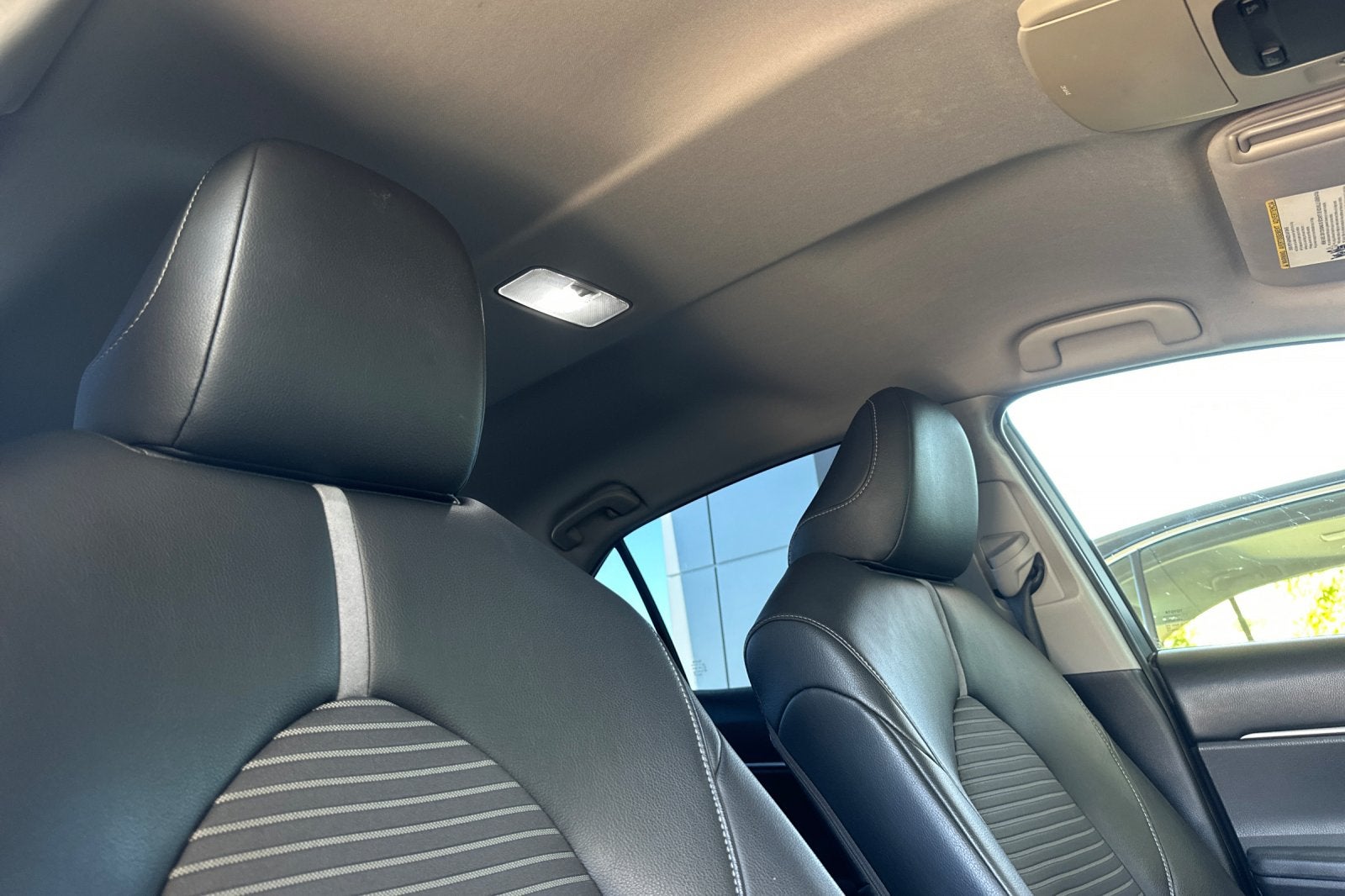 2018 Toyota Camry SE 4D Sedan