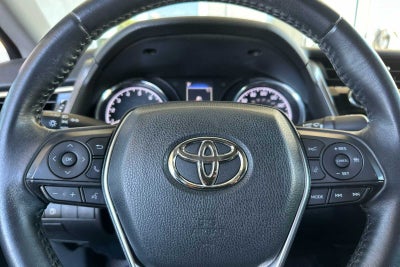 2018 Toyota Camry SE 4D Sedan