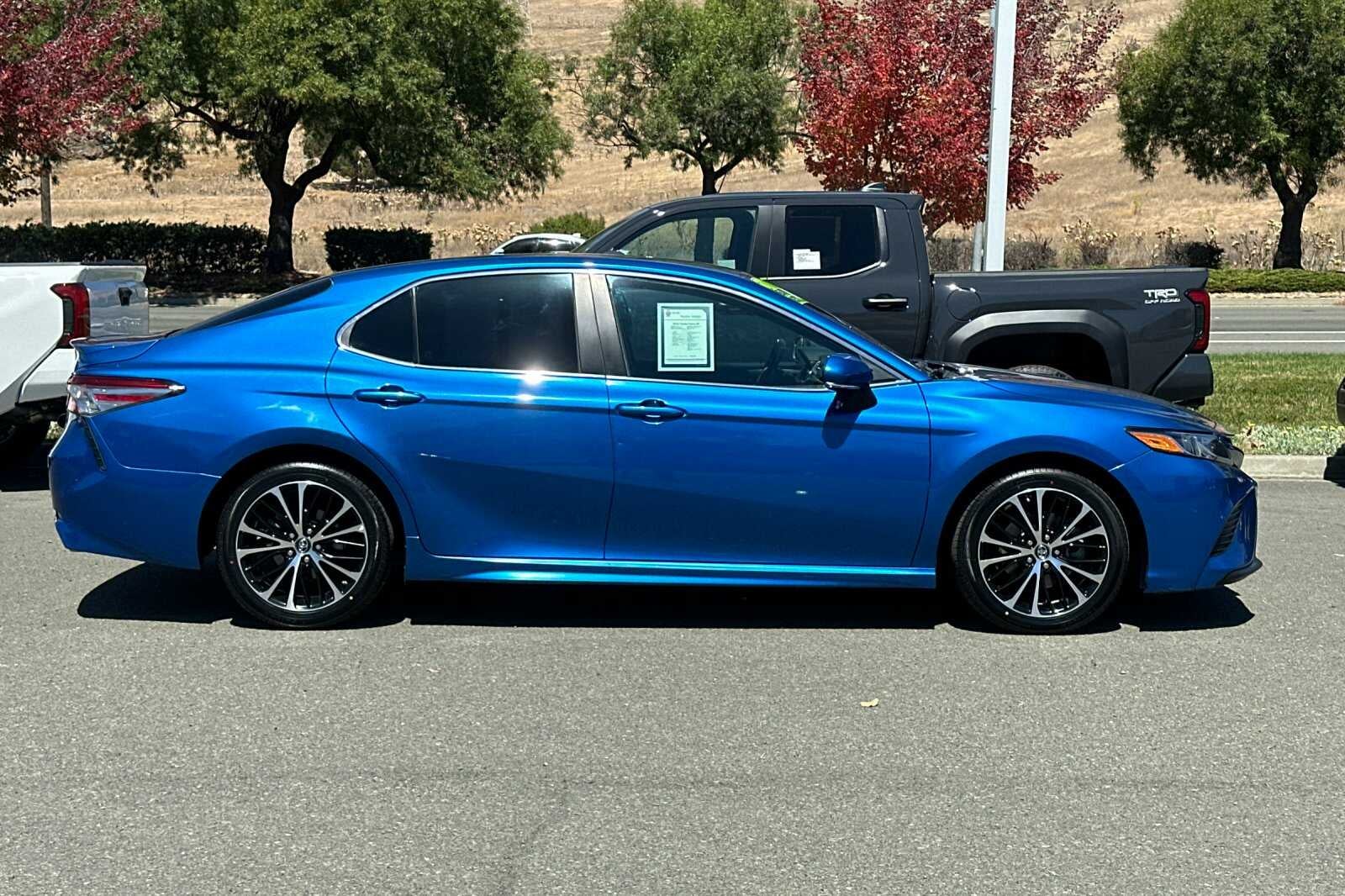 2018 Toyota Camry SE 4D Sedan