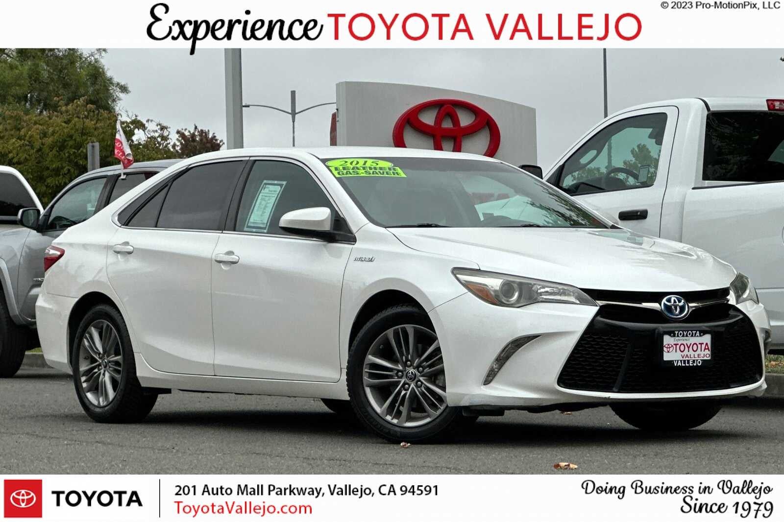 2015 Toyota Camry Hybrid Hybrid SE 4D Sedan