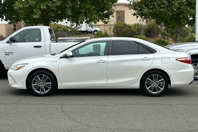 2015 Toyota Camry Hybrid Hybrid SE 4D Sedan