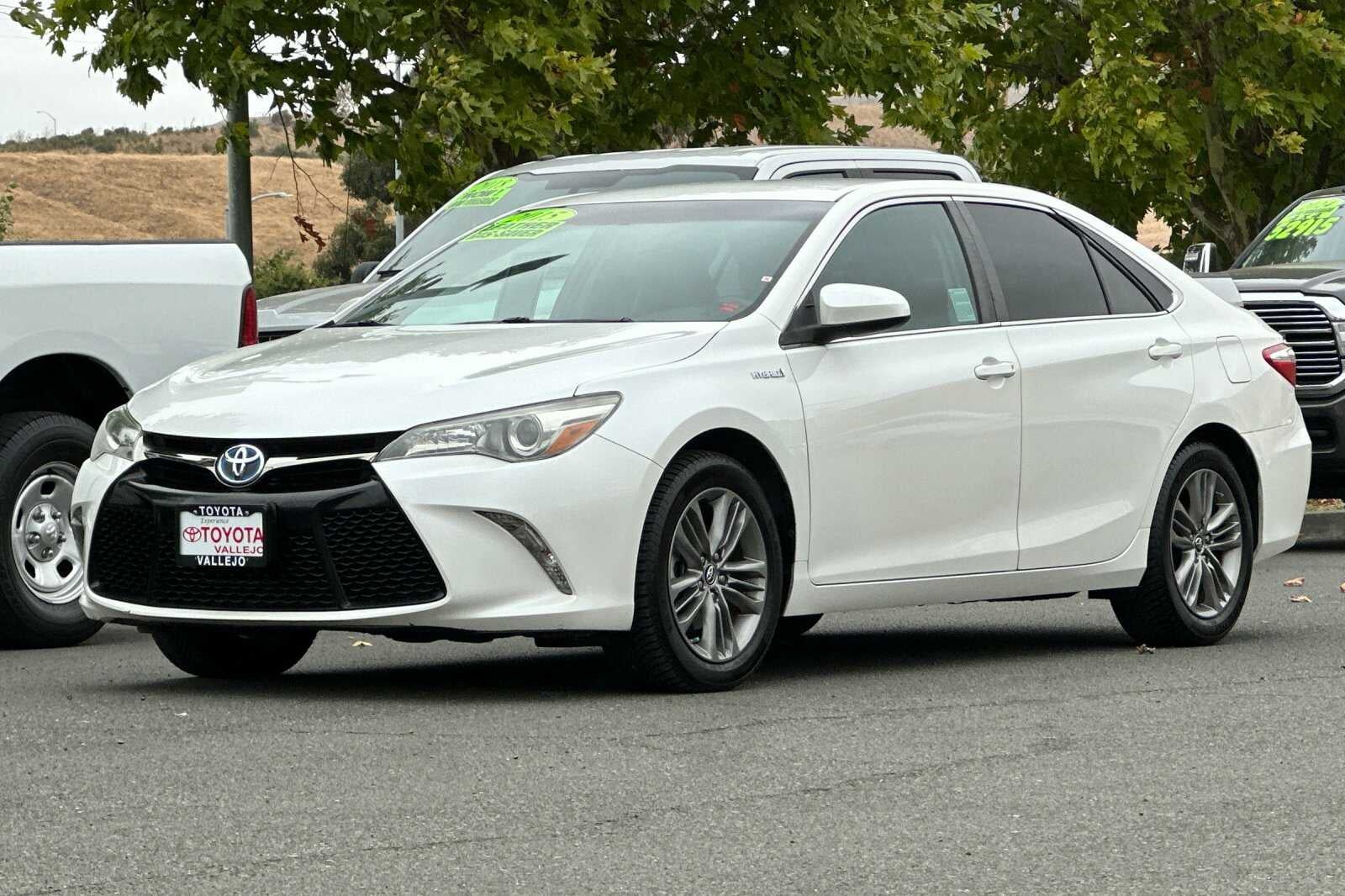 2015 Toyota Camry Hybrid Hybrid SE 4D Sedan