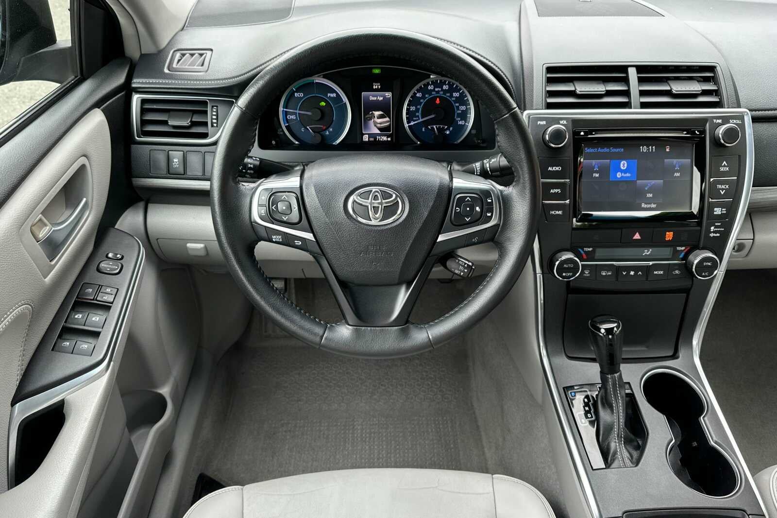 2015 Toyota Camry Hybrid Hybrid XLE 4D Sedan