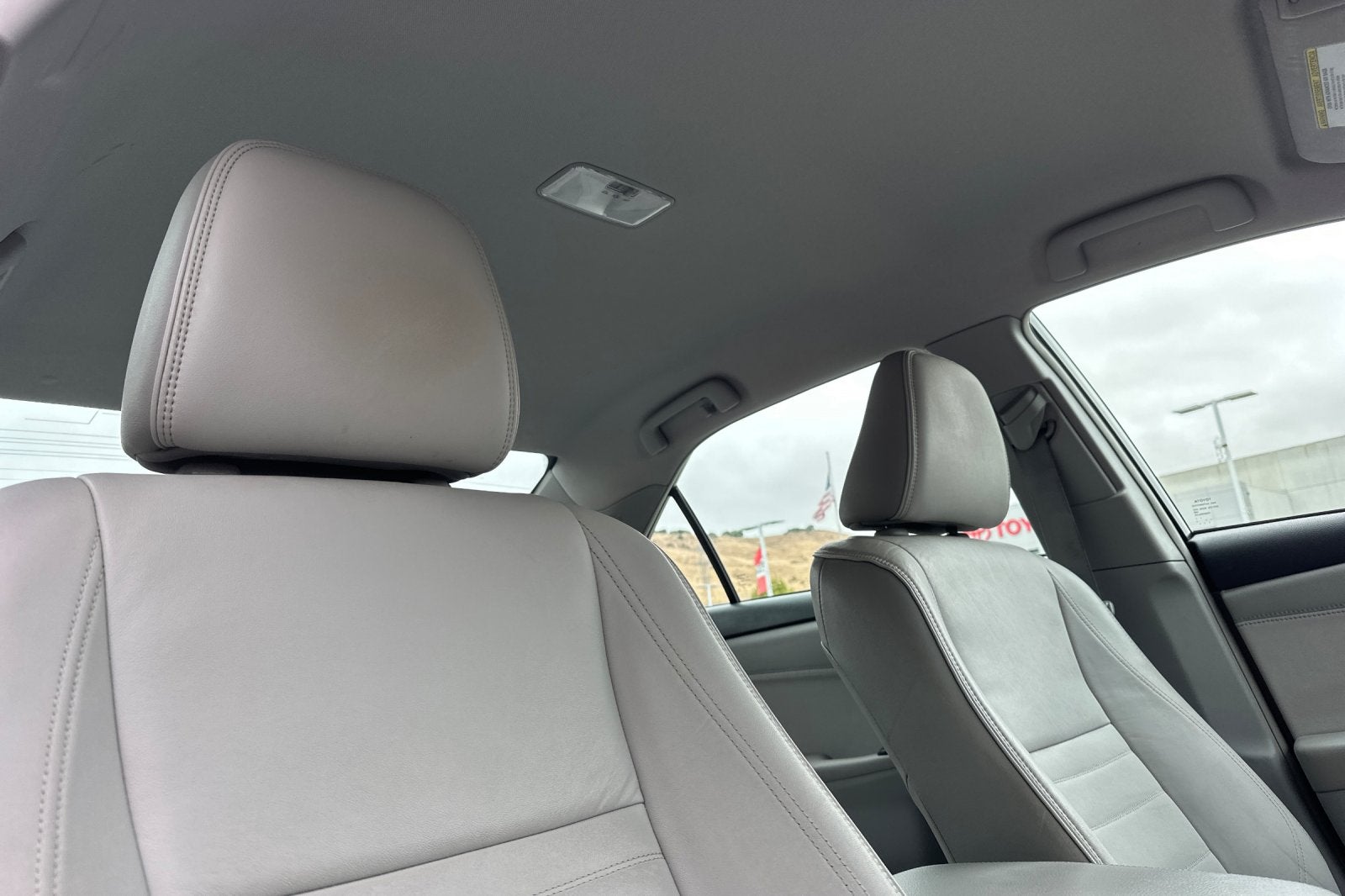 2015 Toyota Camry Hybrid Hybrid XLE 4D Sedan