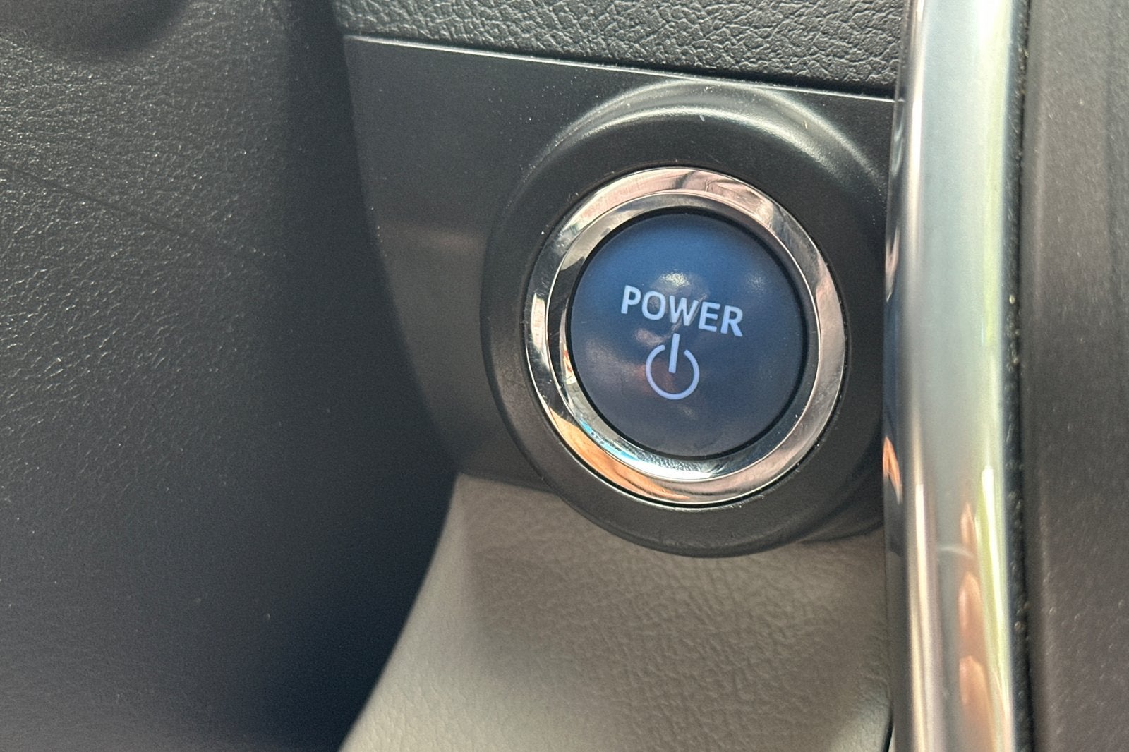 2015 Toyota Camry Hybrid Hybrid XLE 4D Sedan