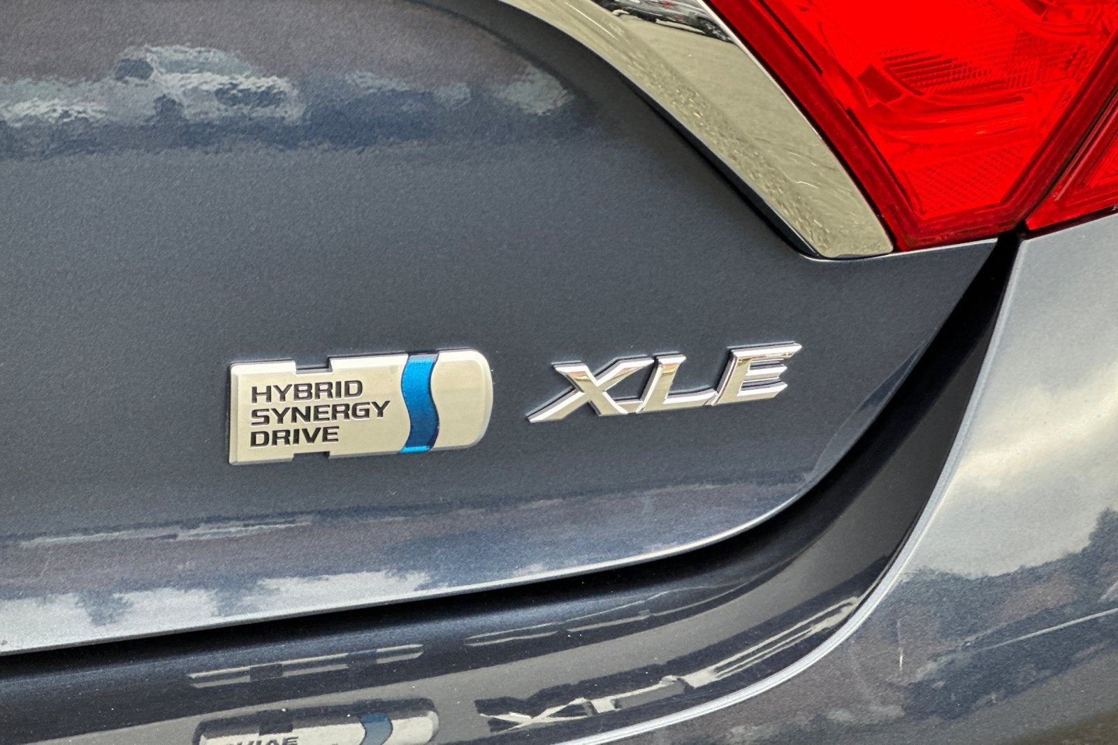 2015 Toyota Camry Hybrid Hybrid XLE 4D Sedan