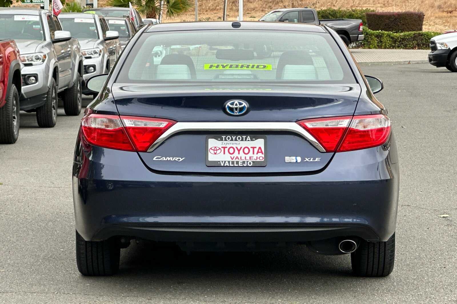 2015 Toyota Camry Hybrid Hybrid XLE 4D Sedan