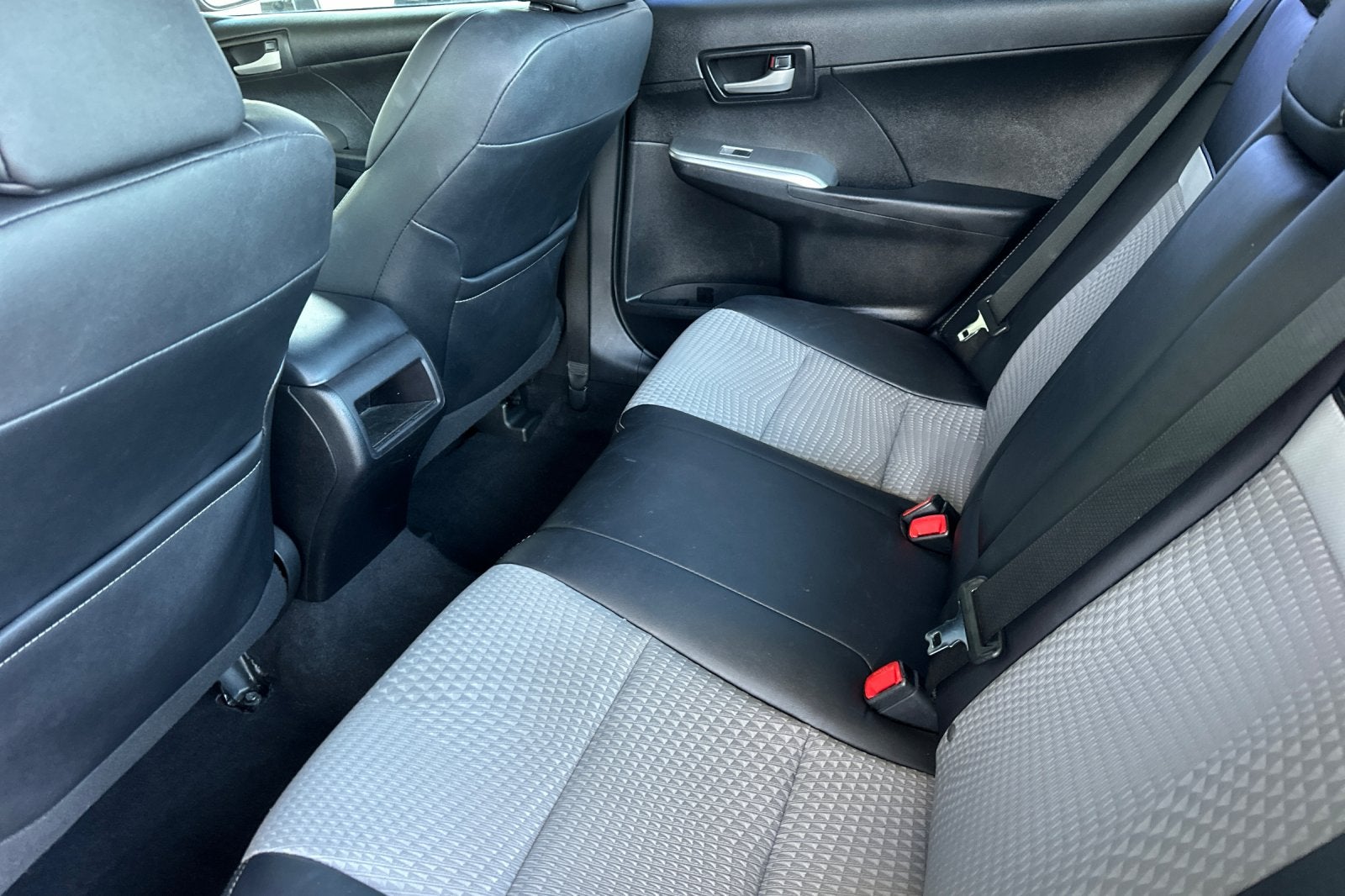 2012 Toyota Camry SE Limited Edition 4D Sedan