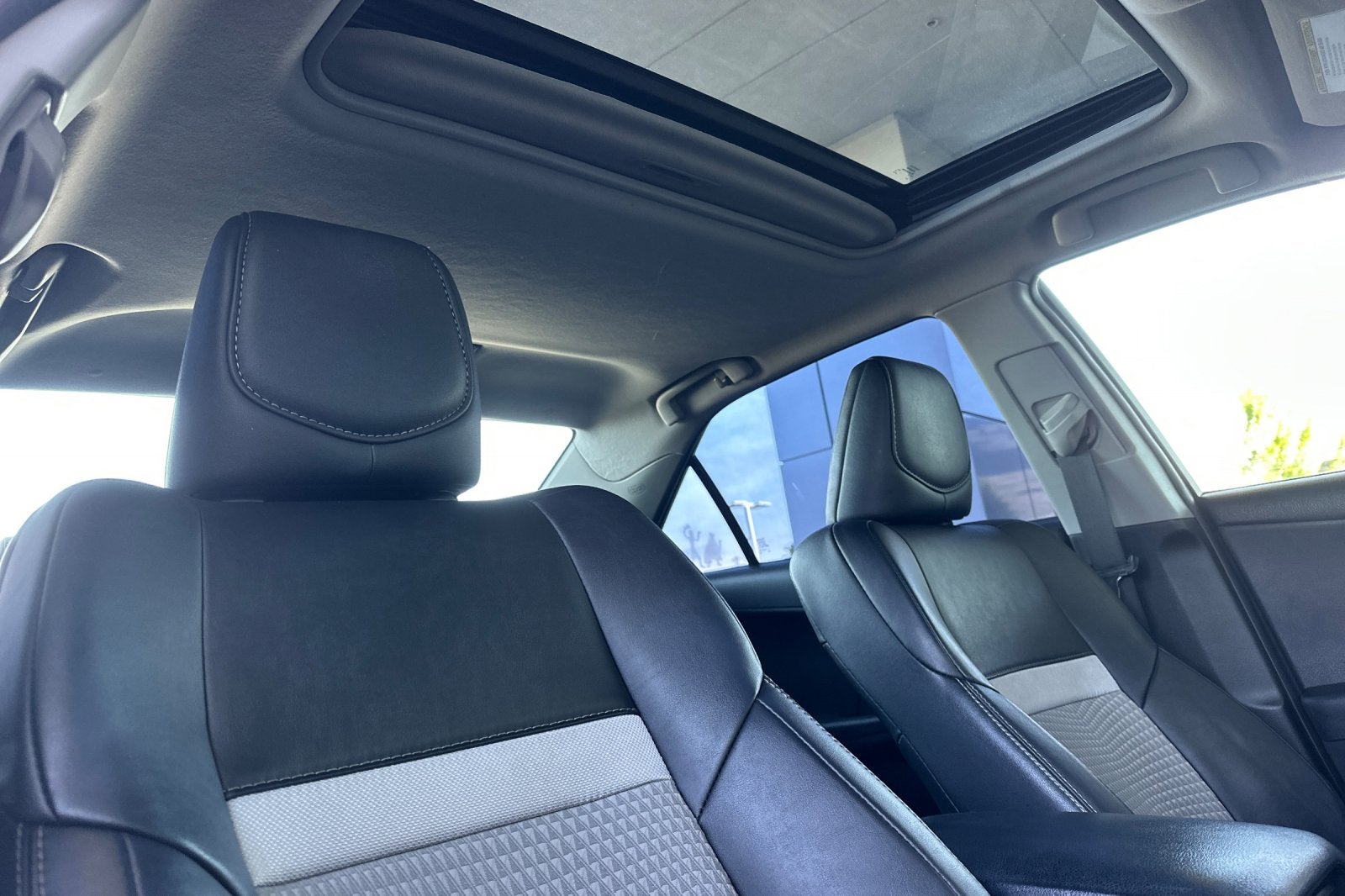 2012 Toyota Camry SE Limited Edition 4D Sedan