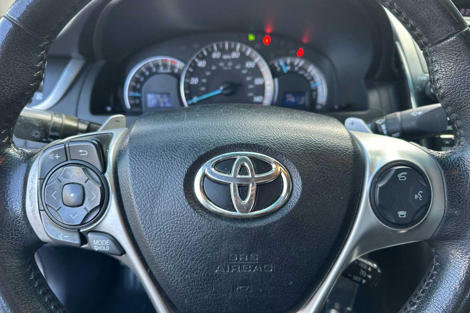2013 Toyota Camry SE 4D Sedan