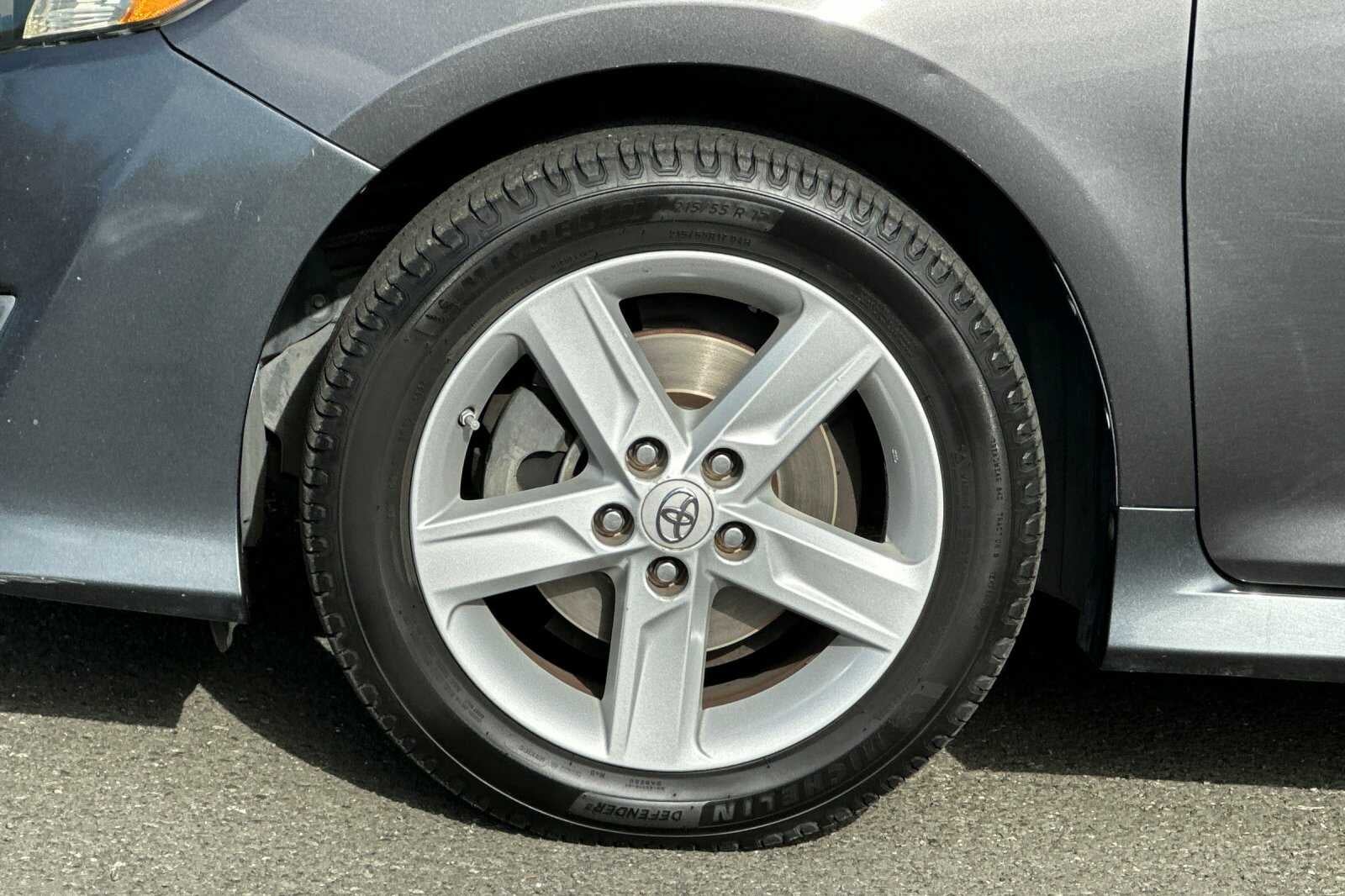2013 Toyota Camry SE 4D Sedan