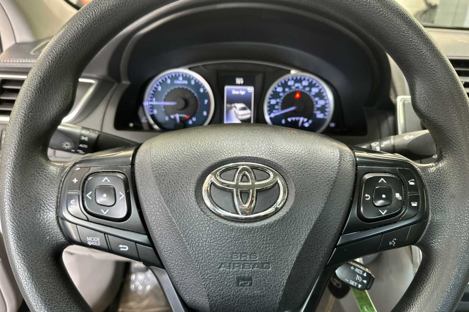 2017 Toyota Camry 2.5L LE