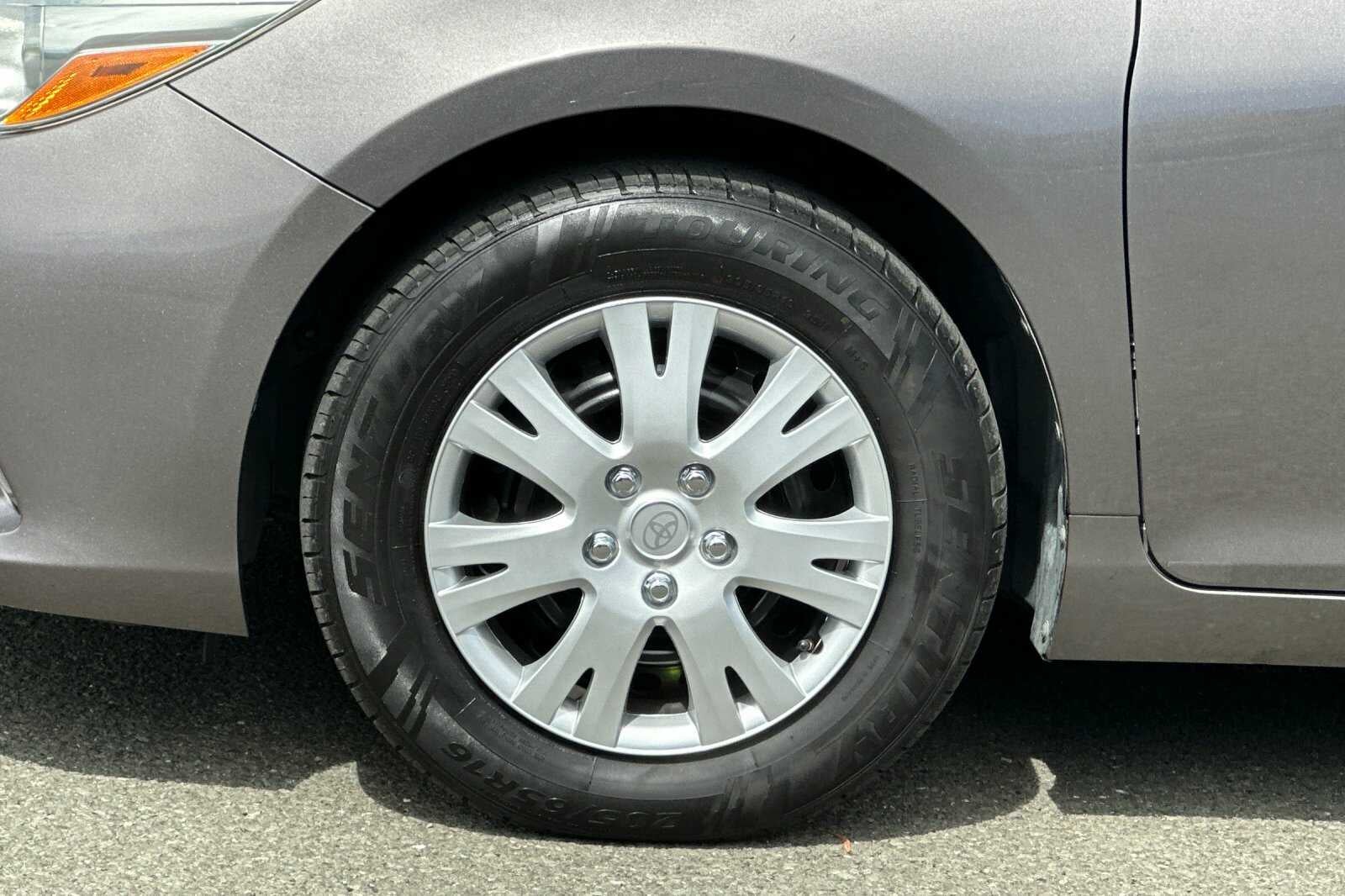 2017 Toyota Camry 2.5L LE