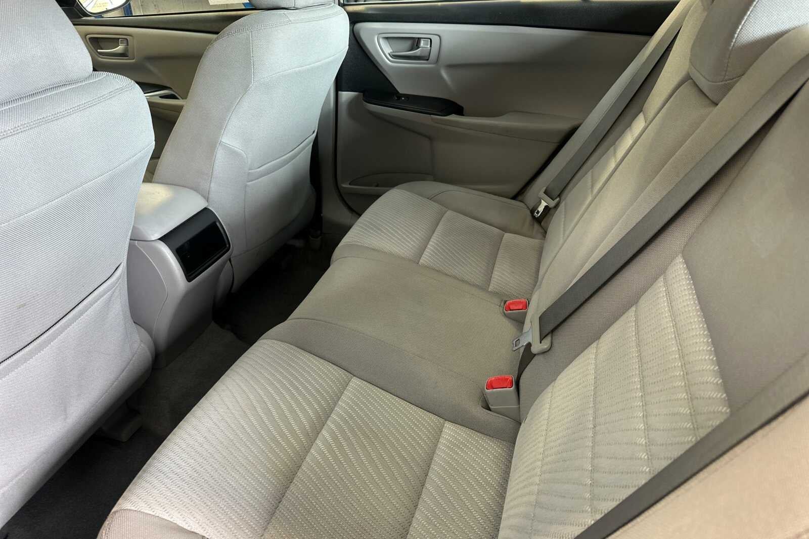 2017 Toyota Camry 2.5L LE
