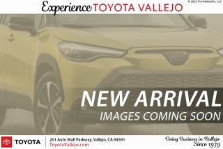 2017 Toyota Camry SE 4D Sedan