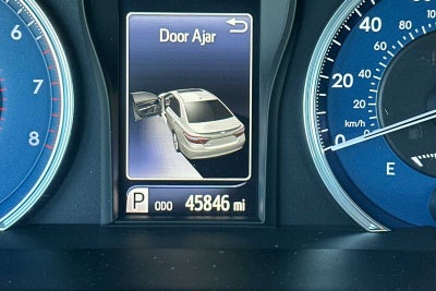 2017 Toyota Camry XLE 4D Sedan