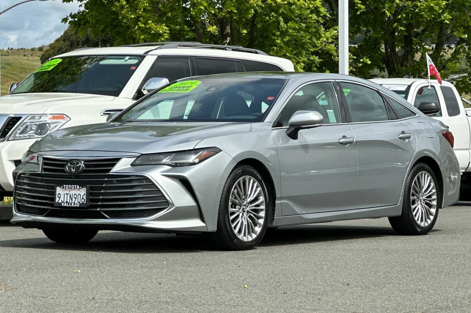 2019 Toyota Avalon Limited 4D Sedan