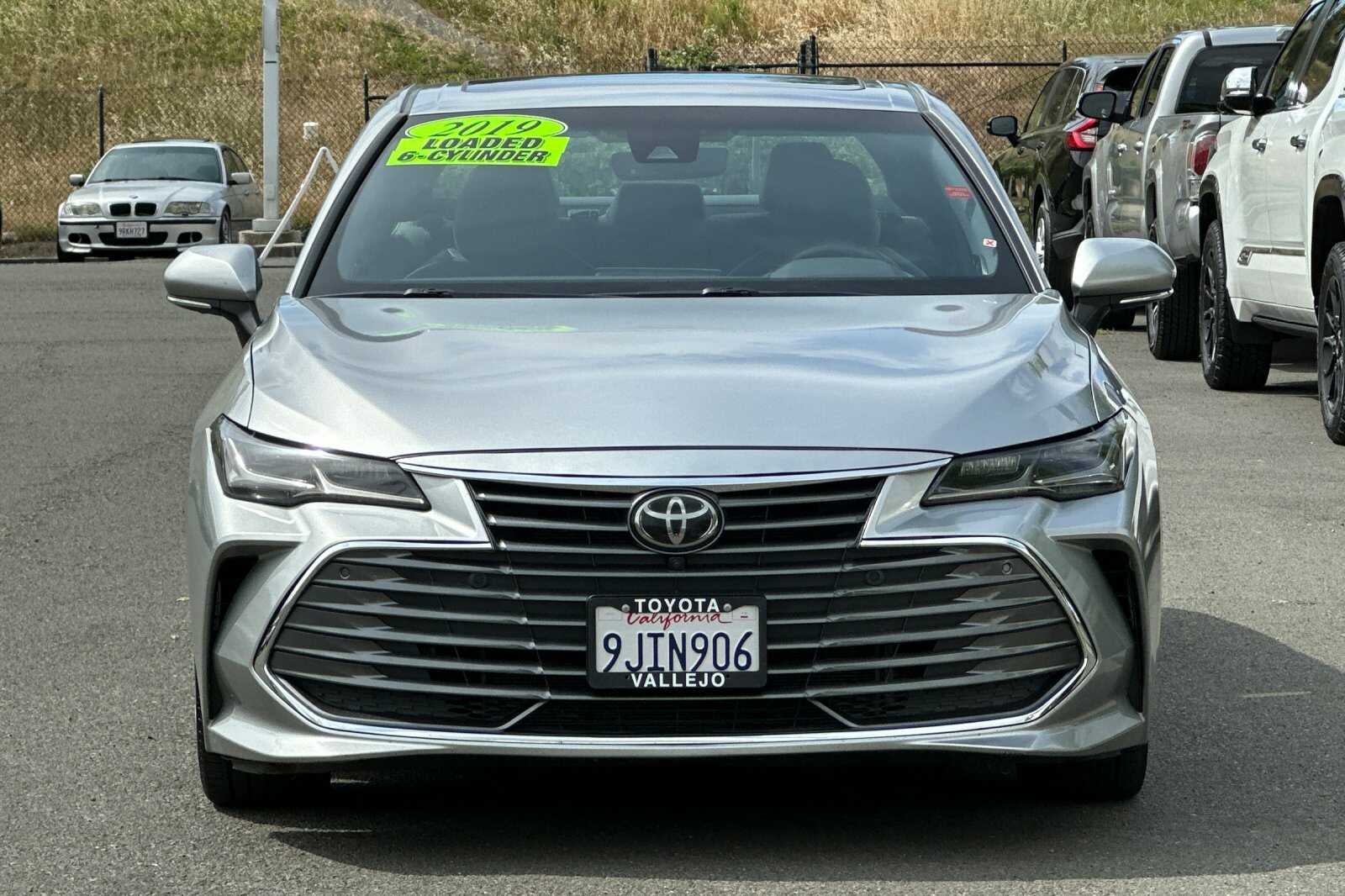 2019 Toyota Avalon Limited 4D Sedan