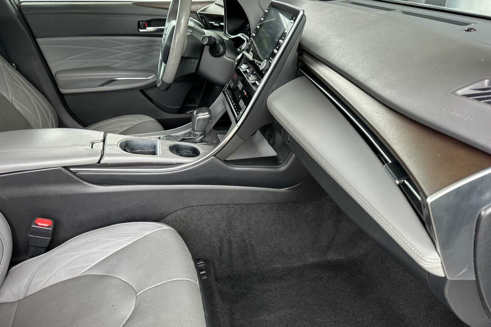 2019 Toyota Avalon Limited 4D Sedan