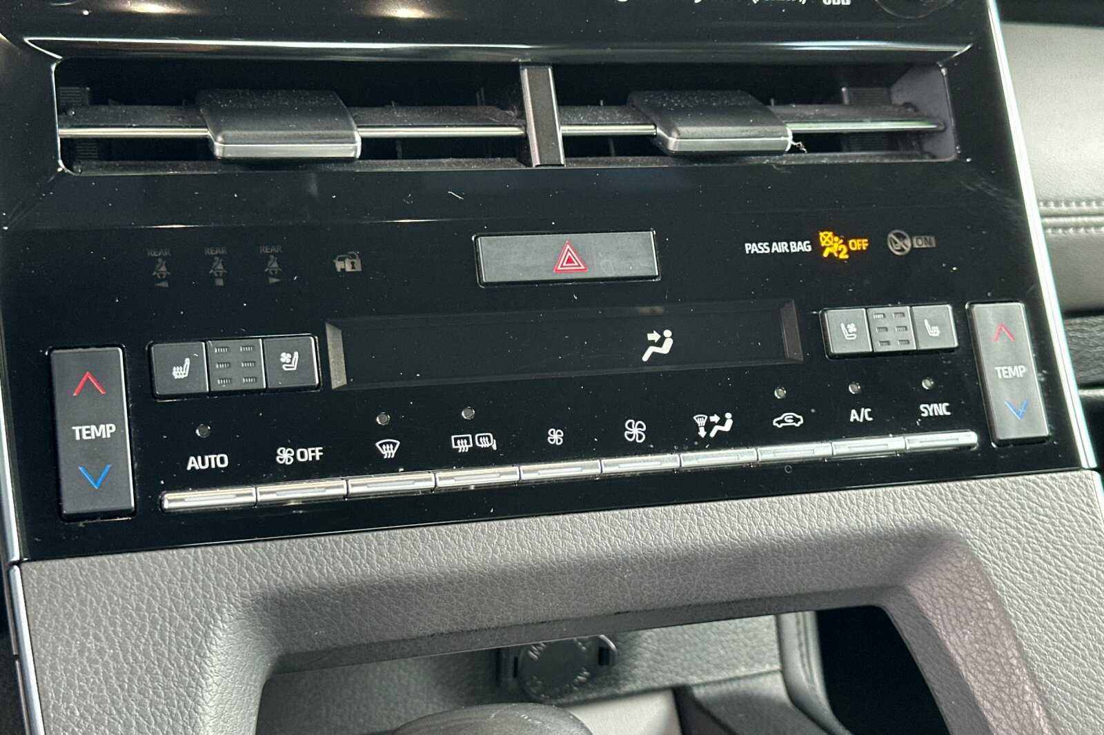 2019 Toyota Avalon Limited 4D Sedan
